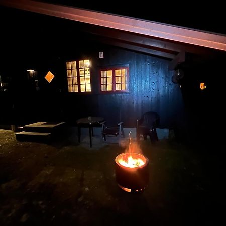 Vennebo - Koselig Liten Hytte Med Alle Fasiliteter Al Kültér fotó