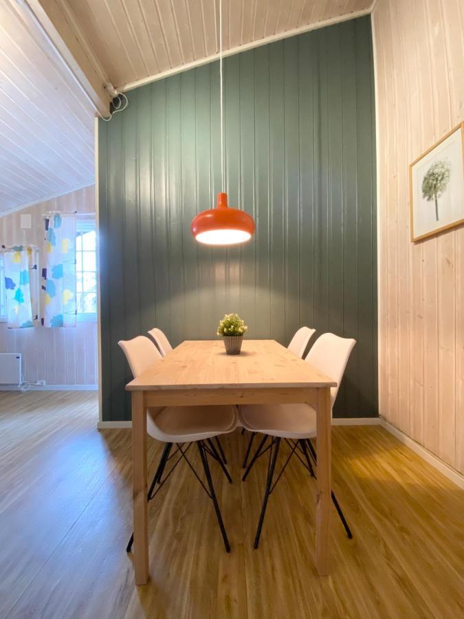 Vennebo - Koselig Liten Hytte Med Alle Fasiliteter Al Kültér fotó