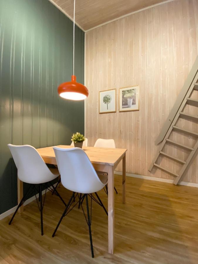 Vennebo - Koselig Liten Hytte Med Alle Fasiliteter Al Kültér fotó